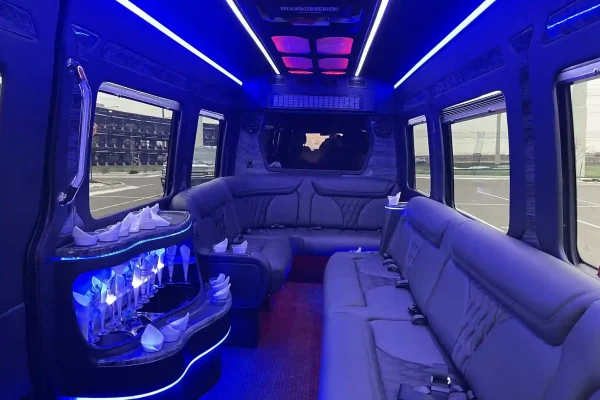 Mercedes Sprinter Inside Image 4